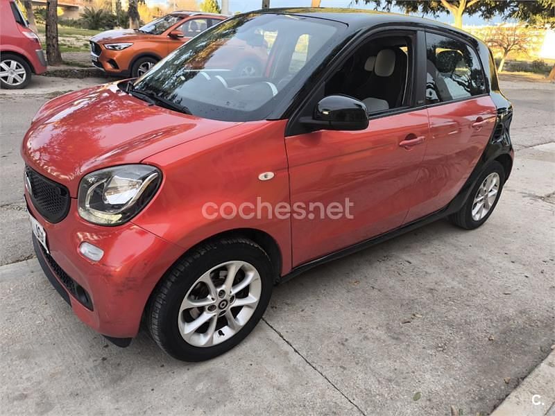 Granate Usado 2016 Smart ForFour Utilitario | 5900 € (Super precio) - Imagen 1/4