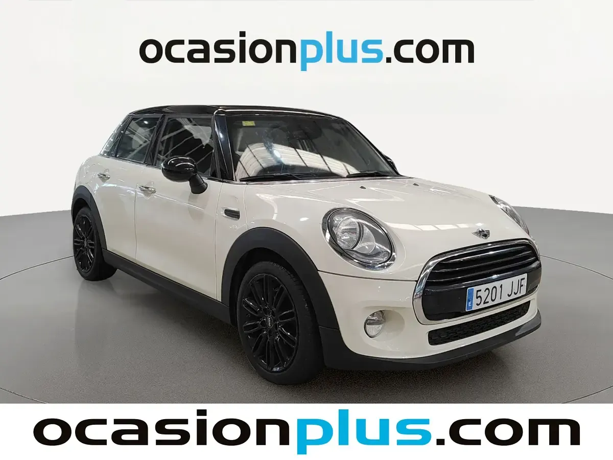 Usado Mini Cooper 136 CV (100 kW) 2015 Blanco Utilitario