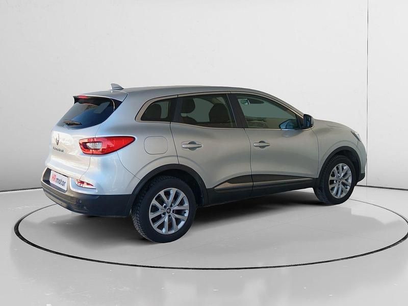 Usado Renault Kadjar Business 140 CV (102 kW) 2021 Gris / plata SUV