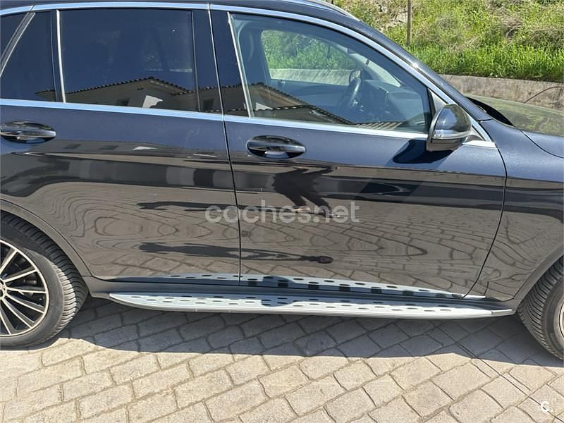 Usado Mercedes GLC250 204 CV (150 kW) 2018 Negro SUV