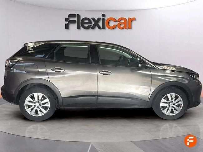Usado Peugeot 3008 Active 130 CV (95 kW) 2022 Gris SUV
