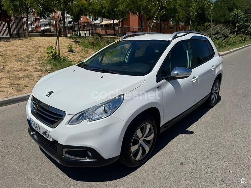 Blanco Usado 2016 Peugeot 2008 Active SUV | 5700 € (Super precio) - Imagen 1/4
