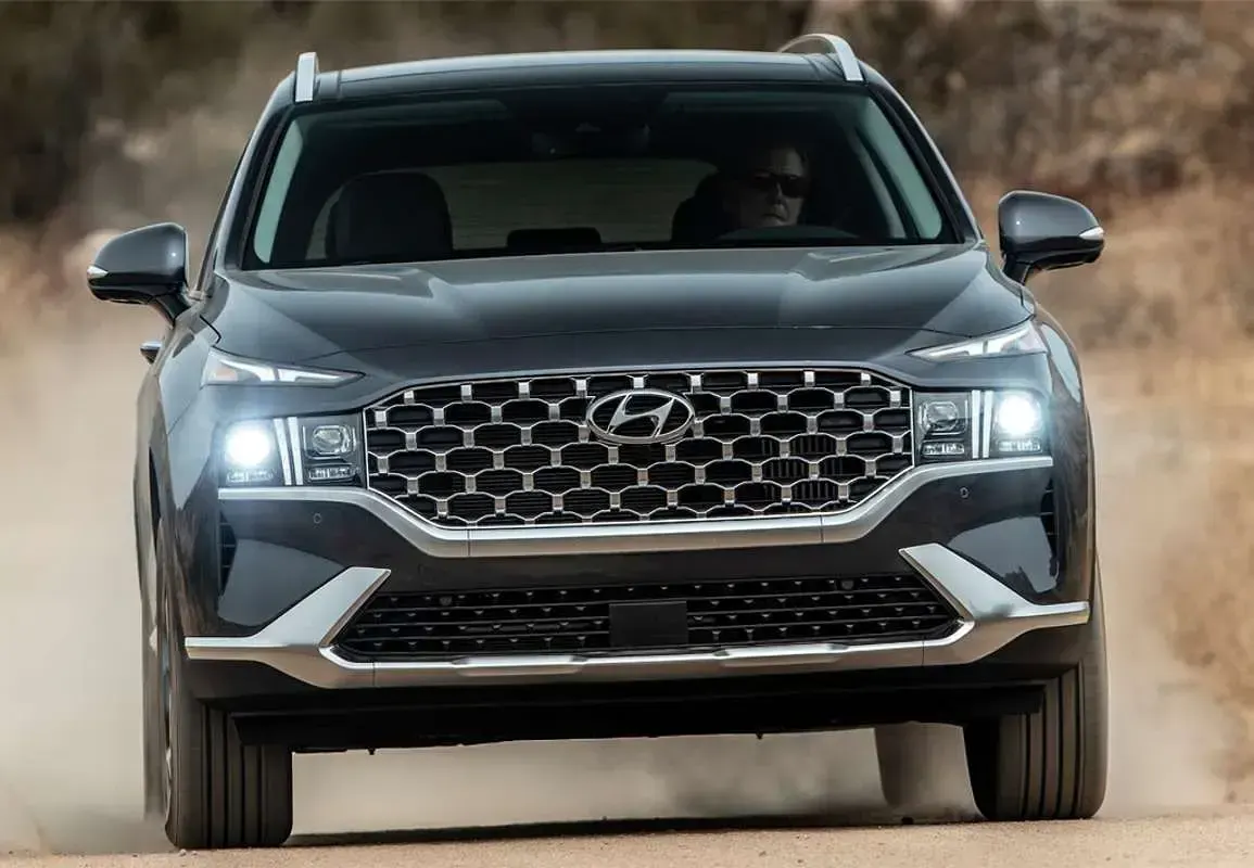 Usado Hyundai Santa Fe Style 160 CV (117 kW) 2025 Gris SUV
