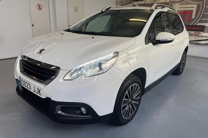 Blanco Usado 2015 Peugeot 2008 Active SUV | 7990 € (Precio justo) - Imagen 1/4
