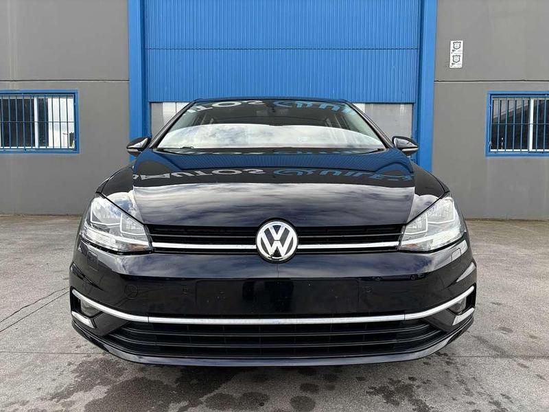Usado VW Golf VII Edition 116 CV (85 kW) 2018 Negro Utilitario