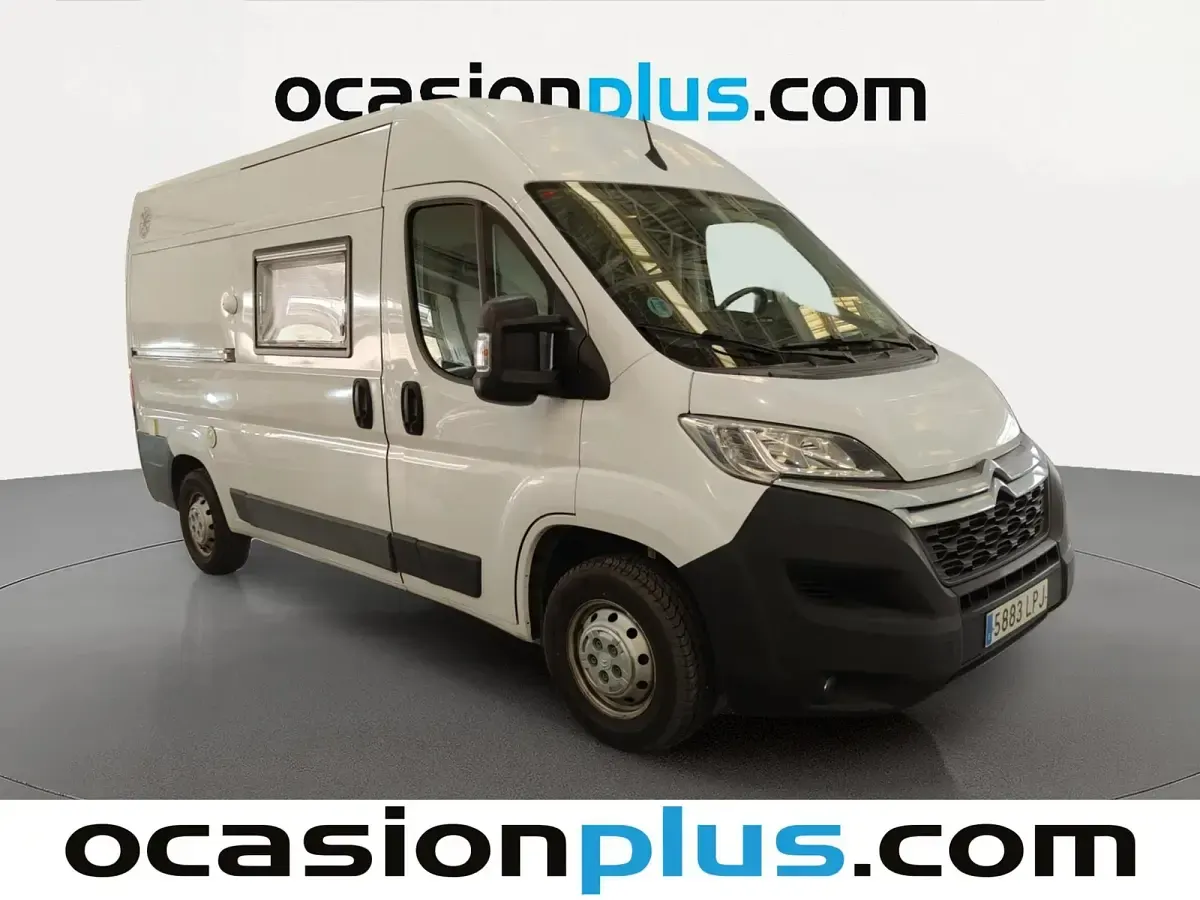 Usado Citroën Jumper 140 CV (102 kW) 2021 Blanco Monovolumen