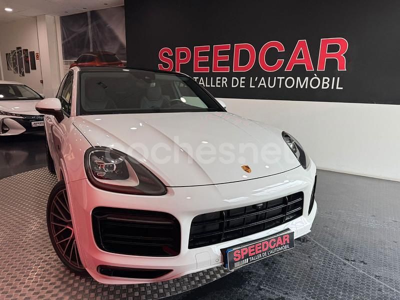 Blanco Usado 2022 Porsche Cayenne SUV | 85.900 € (Un poco caro) - Imagen 1/4