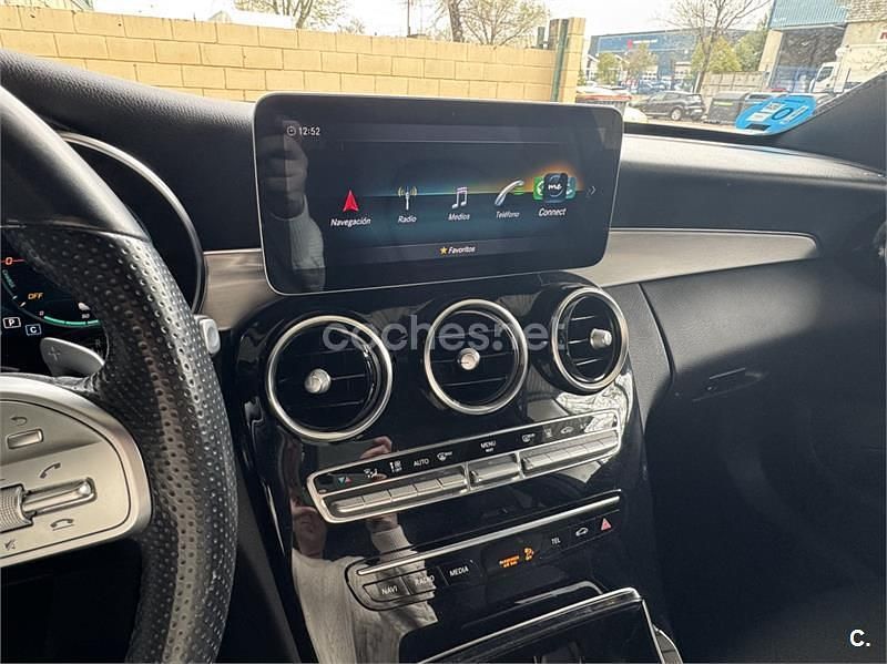 Usado Mercedes C300e 306 CV (225 kW) 2020 Negro Familiar