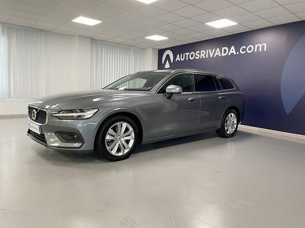 Usado Volvo V60 Momentum 190 CV (139 kW) 2020 Gris brich light metalizado Familiar