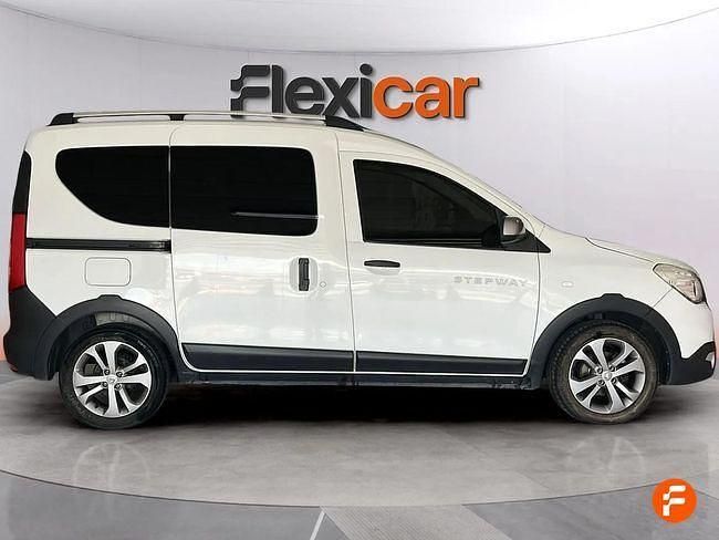 Usado Dacia Dokker Ambiance 90 CV (66 kW) 2017 Blanco Monovolumen