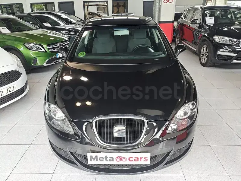 Usado Seat Leon Stylance 102 CV (75 kW) 2006 Negro Utilitario