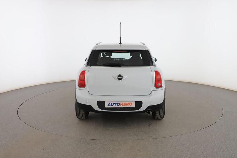 Usado Mini ONE 98 CV (72 kW) 2015 Blanco Utilitario