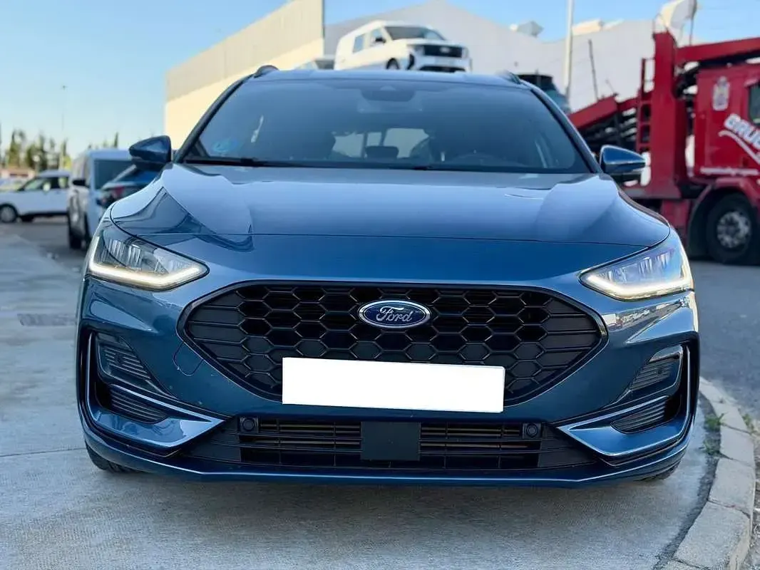 Usado Ford Focus ST-Line X 155 CV (114 kW) 2024 Azul Familiar
