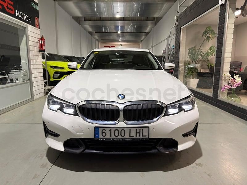 Usado BMW 318 Sport Line 150 CV (110 kW) 2020 Blanco Berlina