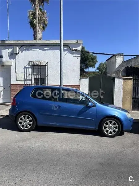 Usado VW Golf IV Sportline 105 CV (77 kW) 2004 Azul Berlina