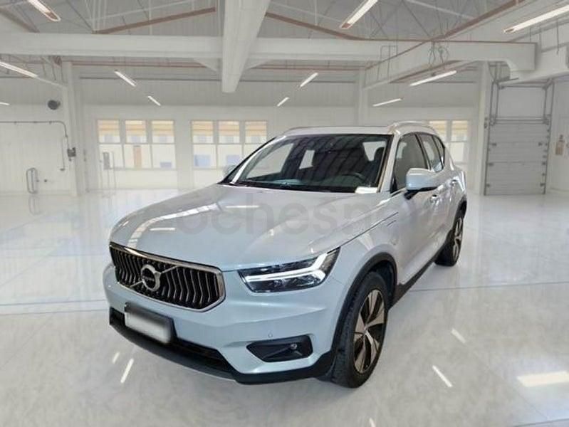 Usado Volvo XC40 Inscription 211 CV (155 kW) 2021 Blanco SUV