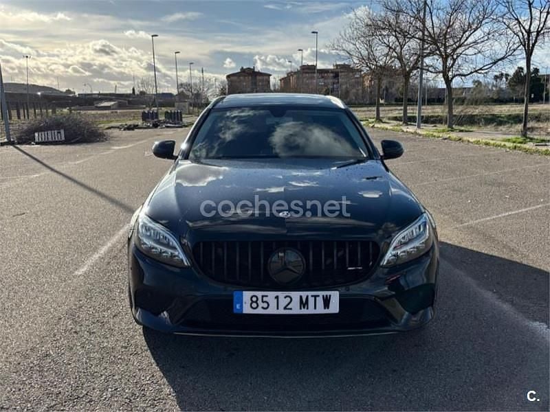 Usado Mercedes C200 150 CV (110 kW) 2019 Negro Familiar