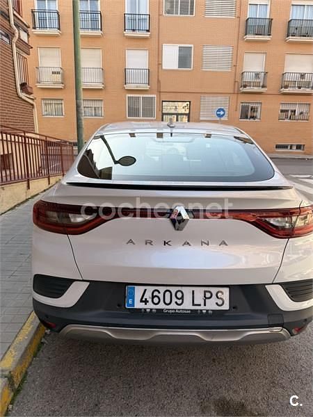 Usado Renault Arkana Intens 140 CV (102 kW) 2021 Blanco SUV