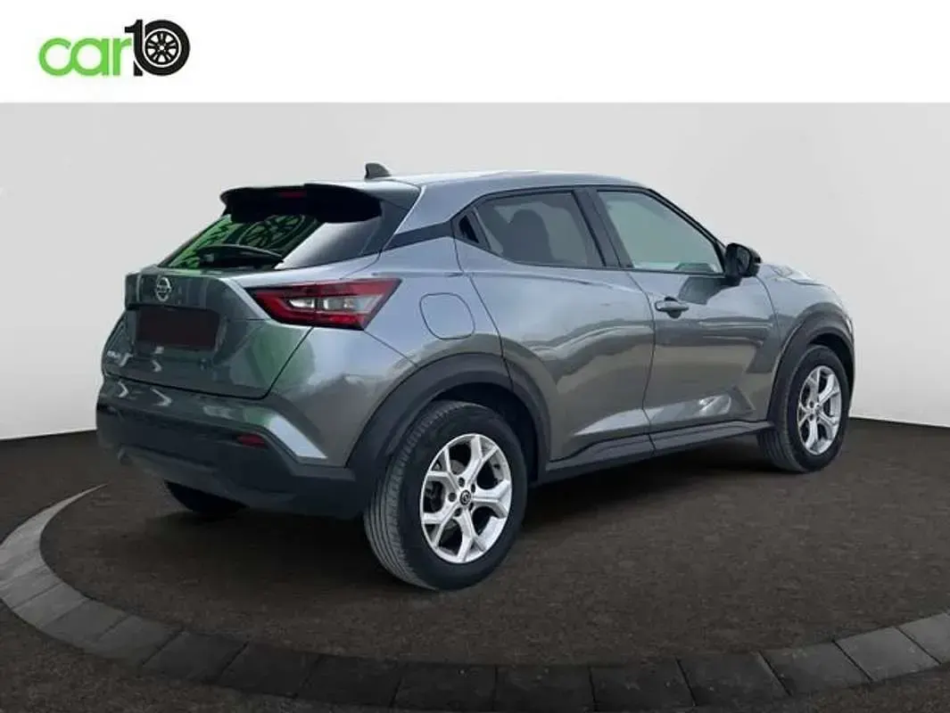 Usado Nissan Juke N-Connecta 114 CV (83 kW) 2021 Gris SUV