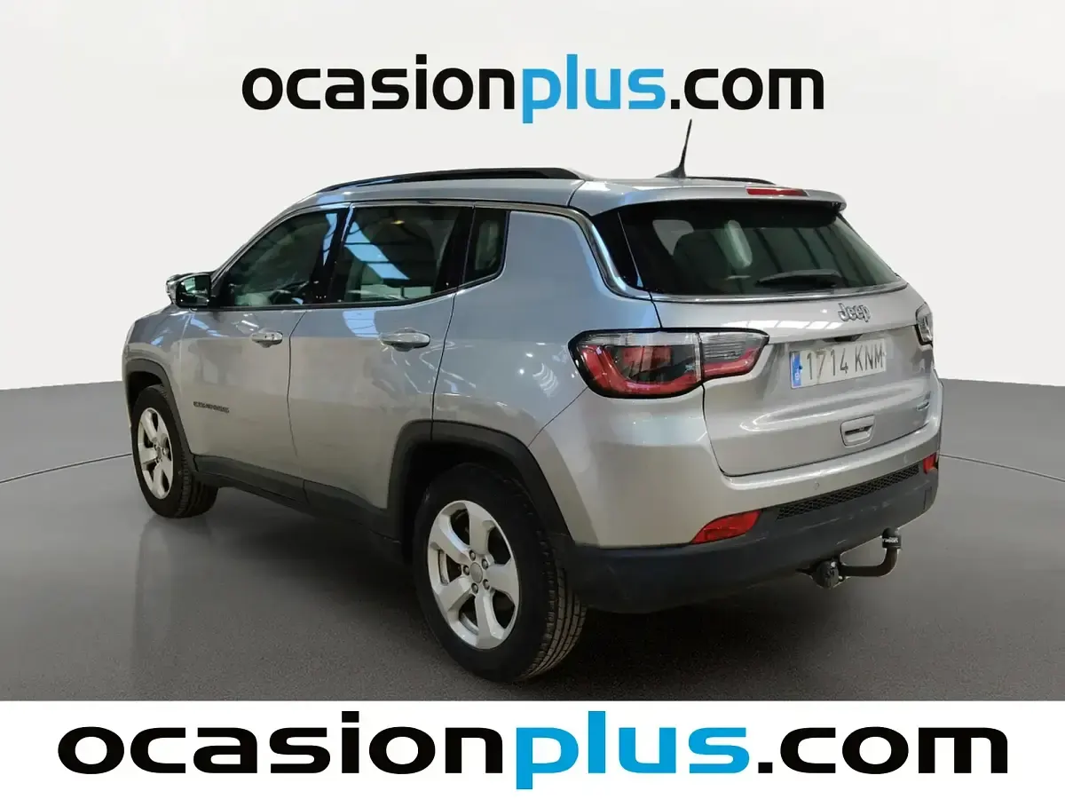 Usado Jeep Compass Longitude 140 CV (102 kW) 2018 Gris / plata SUV