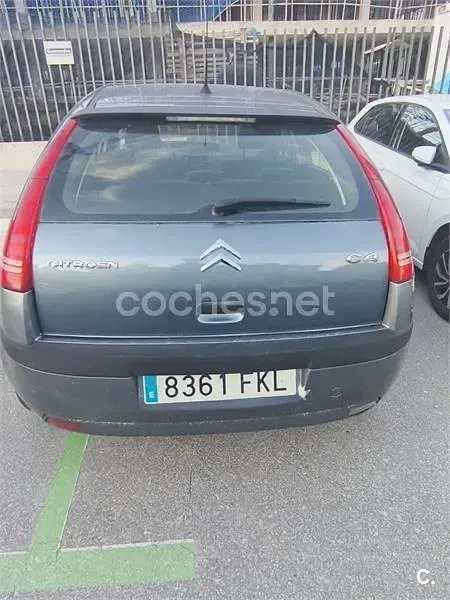 Usado Citroën C4 Exclusive 110 CV (80 kW) 2007 Gris / plata Berlina