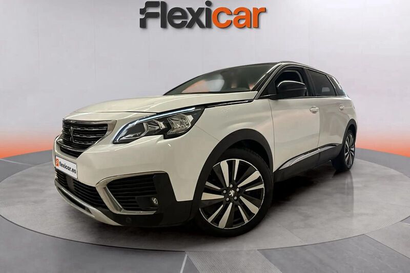 Usado Peugeot 5008 Allure 131 CV (96 kW) 2019 Blanco Monovolumen