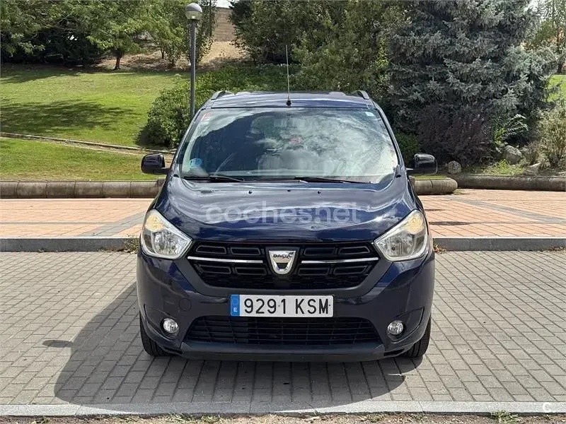 Usado Dacia Lodgy Ambiance 102 CV (75 kW) 2018 Azul Monovolumen