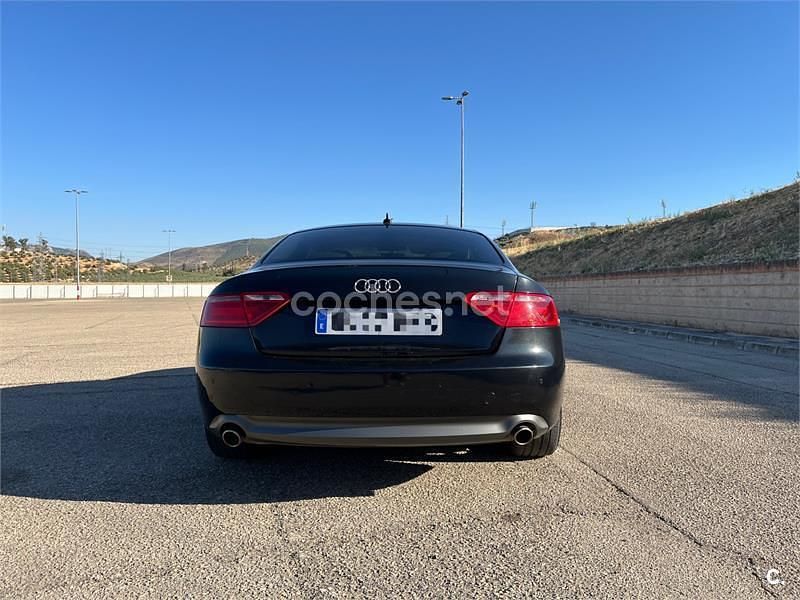 Usado Audi A5 190 CV (139 kW) 2009 Negro Coupe
