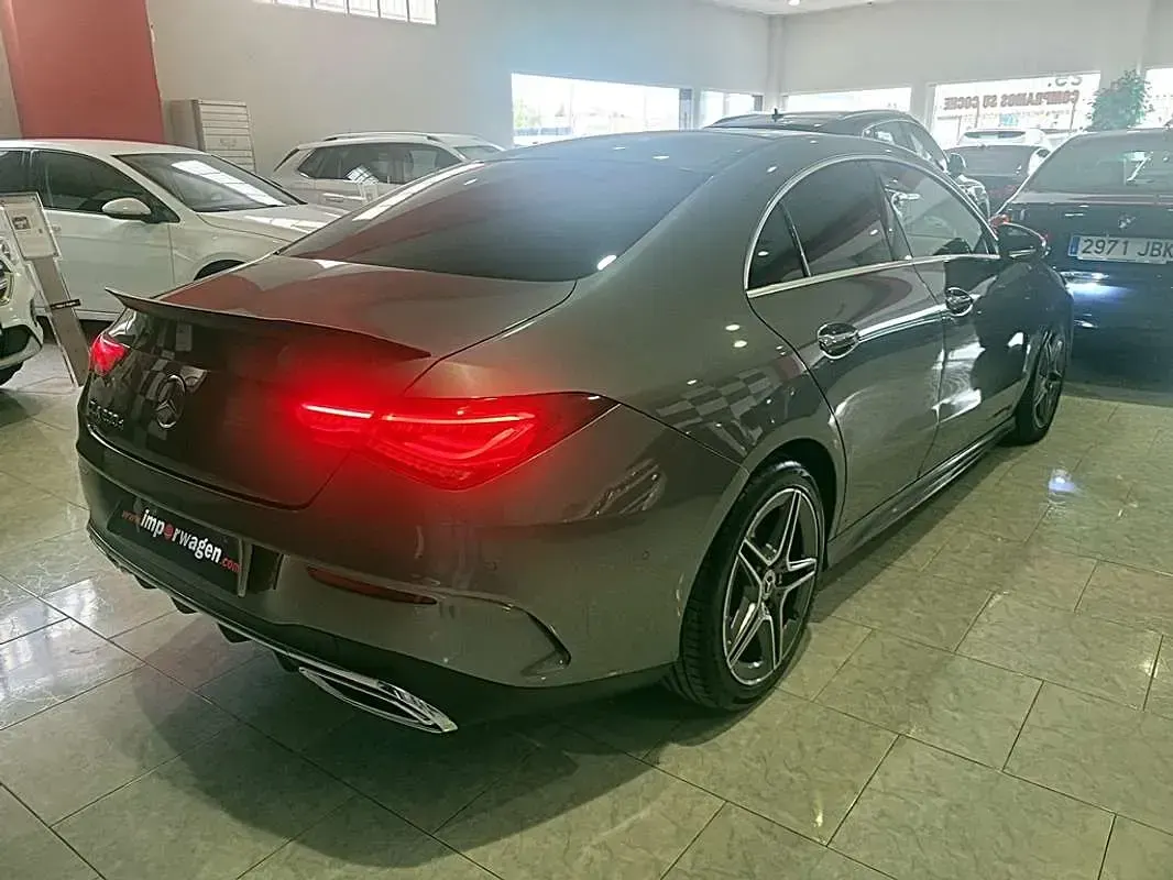Usado Mercedes CLA200 150 HP (110 kW) 2021 Cinzento Coupé
