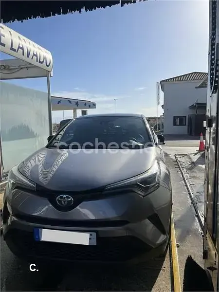 Usado Toyota C-HR Plus 122 CV (89 kW) 2017 Gris / plata SUV