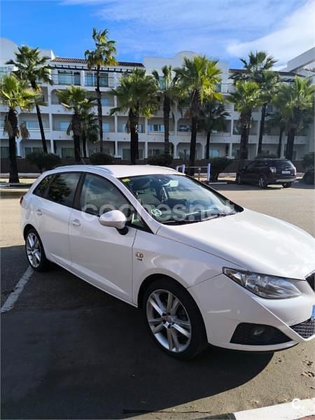 Usado Seat Ibiza ST Style 105 CV (77 kW) 2012 Blanco Familiar