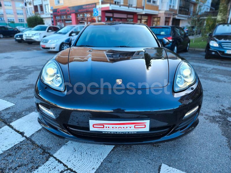 Usado Porsche Panamera 250 CV (183 kW) 2012 Negro Berlina