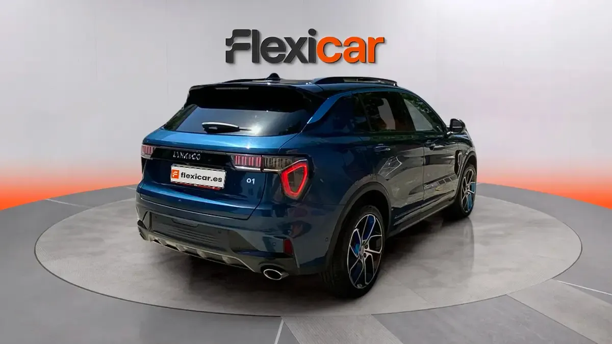 Usado Lynk & Co 01 261 CV (191 kW) 2023 Azul SUV