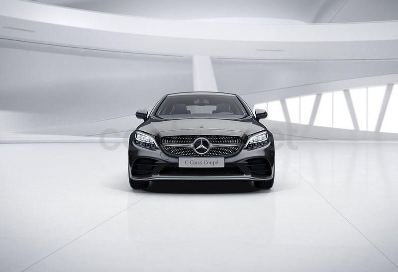 Usado Mercedes C220 194 HP (142 kW) 2019 Cinzento Coupé