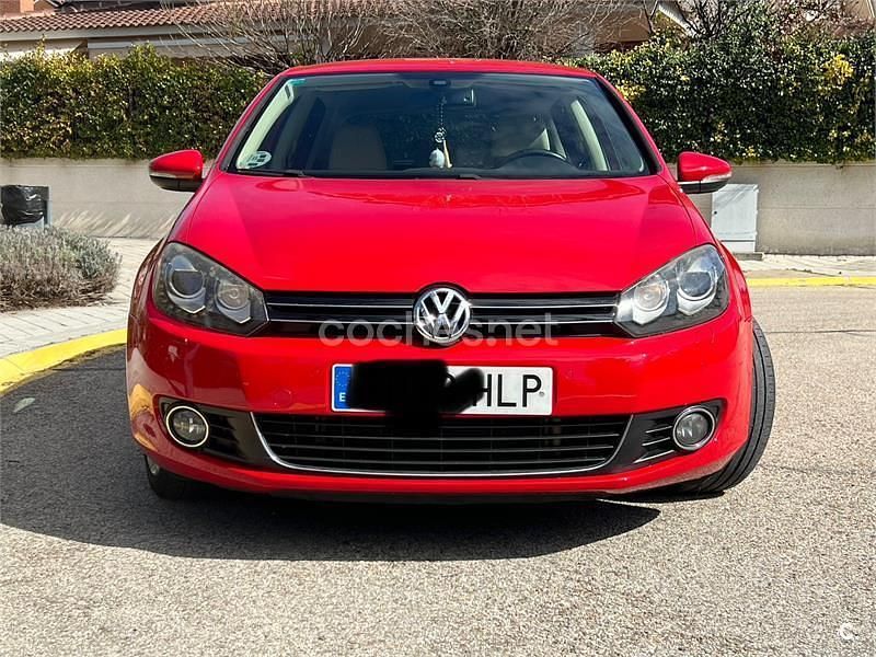 Rojo Usado 2012 VW Golf VII Sport Berlina | 8900 € (Precio justo) - Imagen 1/4