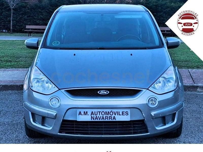 Usado Ford S-MAX Trend 125 CV (91 kW) 2009 Gris / plata Monovolumen
