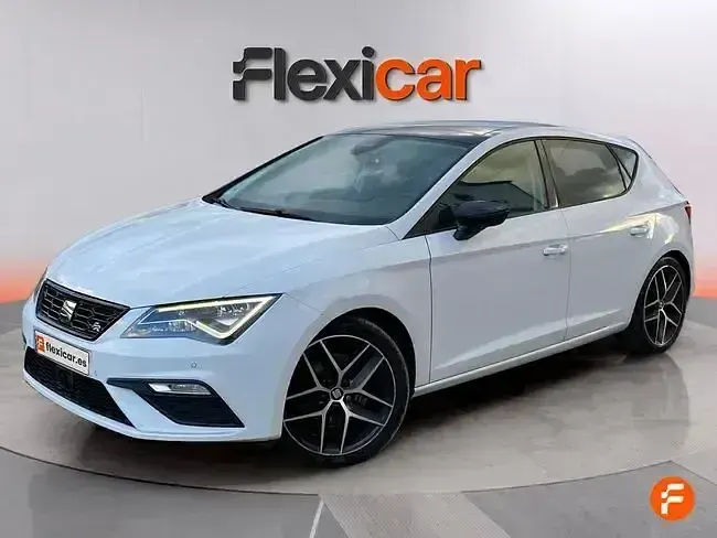 Usado Seat Leon FR 190 CV (139 kW) 2019 Negro