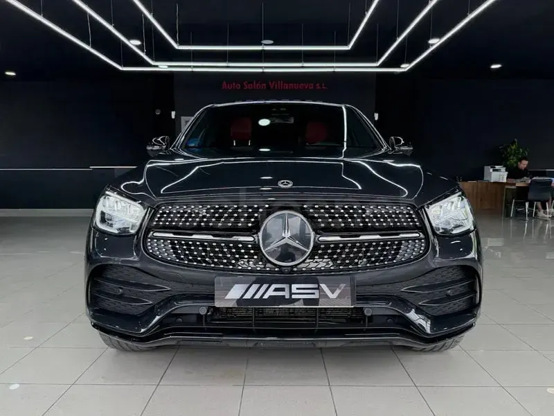 Usado Mercedes GLC300e 317 CV (233 kW) 2022 Gris / plata SUV