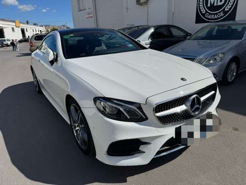 Usado Mercedes E220 194 CV (142 kW) 2018 Blanco Coupe