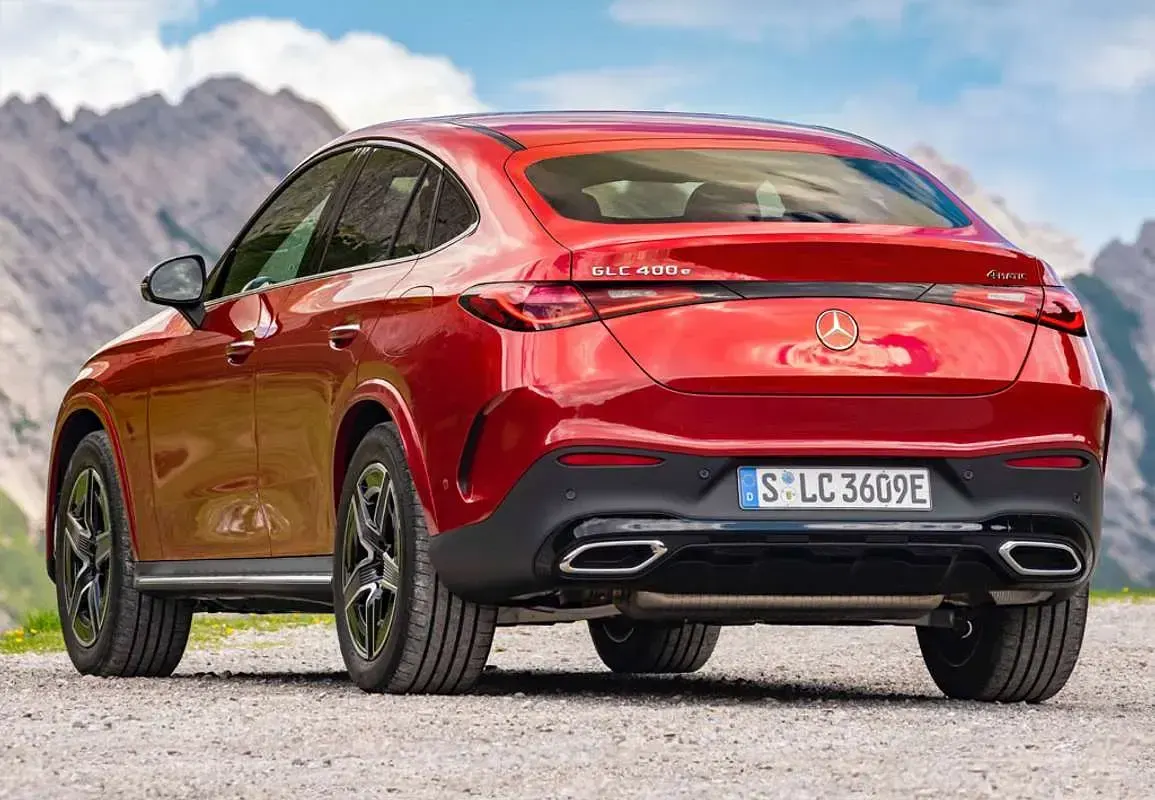 Używany Mercedes GLC220 197 KM (144 kW) 2023 Szary Coupe