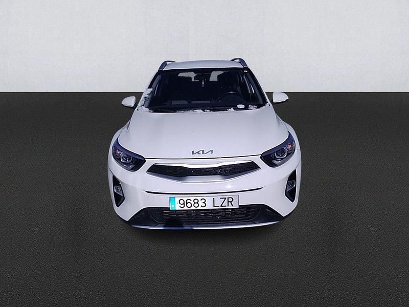 Usado Kia Stonic 100 CV (73 kW) 2022 Blanco SUV