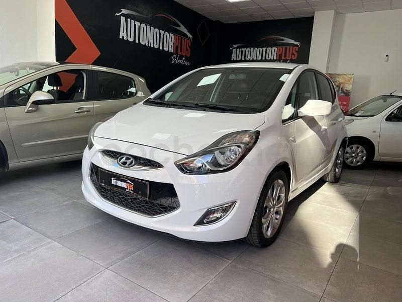 Usado Hyundai ix20 115 CV (84 kW) 2013 Blanco Utilitario