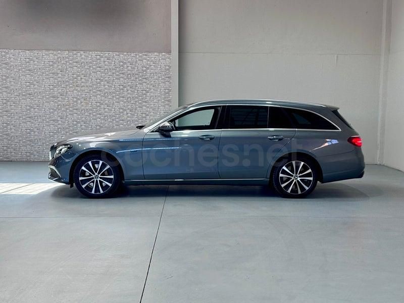 Usado Mercedes E300 306 CV (225 kW) 2019 Gris / plata Familiar