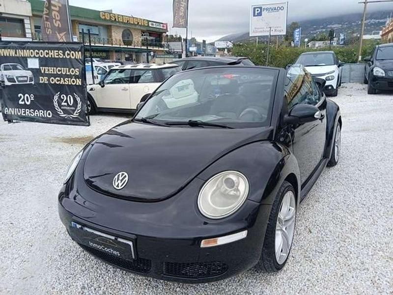 Usado VW Beetle Cabriolet 99 CV (72 kW) 2007 Negro Descapotable