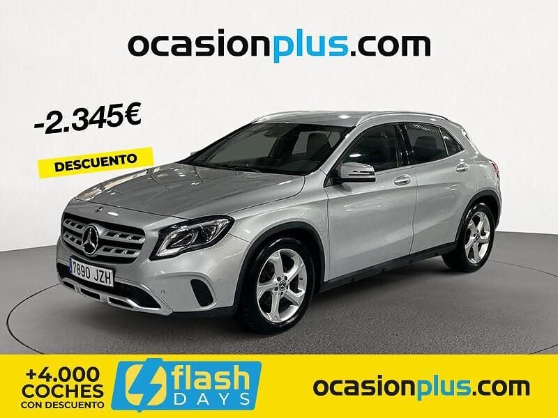 Gris plata Usado 2017 Mercedes GLA200 Urban SUV | 23.900 € (Precio justo) - Imagen 1/4