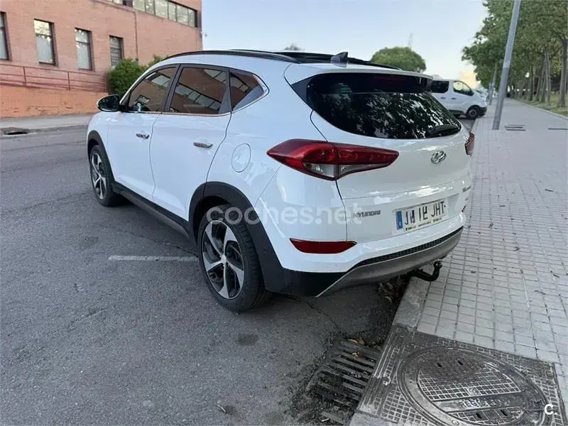 Begagnad Hyundai Tucson Style 184 HK (135 kW) 2015 Vit SUV