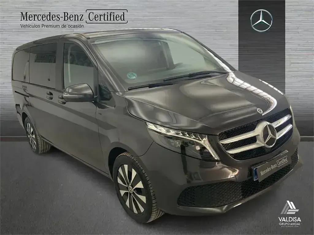 Usado Mercedes V250 190 CV (139 kW) 2024 Gris / plata Monovolumen