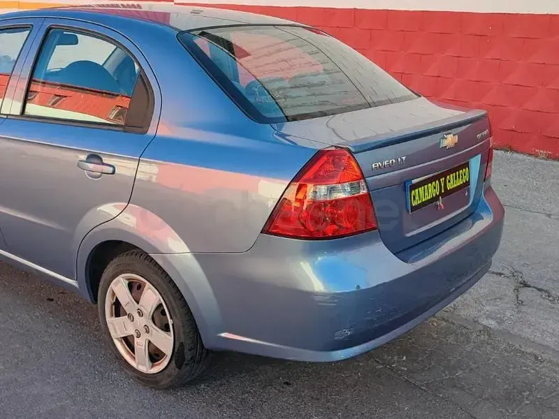 Usado Chevrolet Aveo LS 94 CV (69 kW) 2007 Azul Berlina