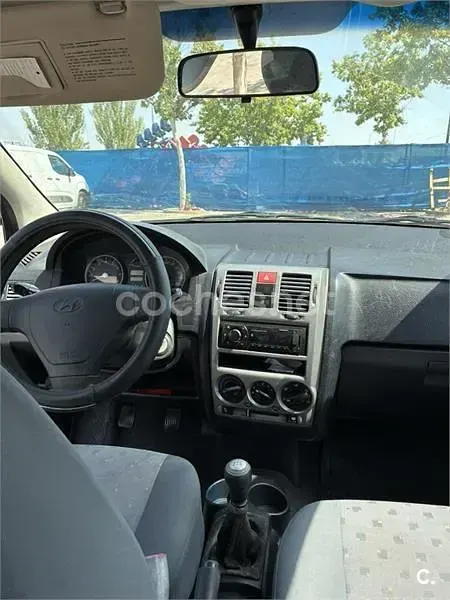 Usado Hyundai Getz 82 CV (60 kW) 2005 Gris / plata Utilitario