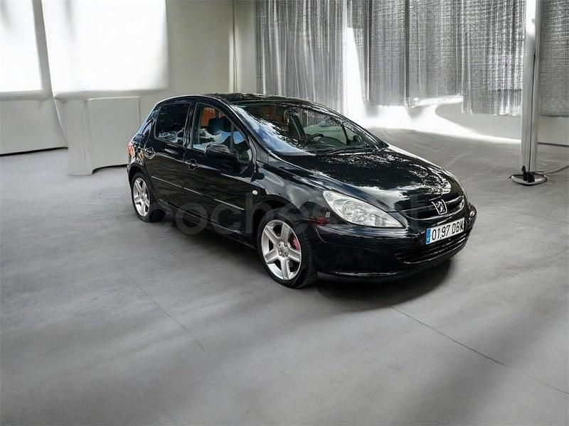 Usado Peugeot 307 136 CV (100 kW) 2004 Negro Berlina